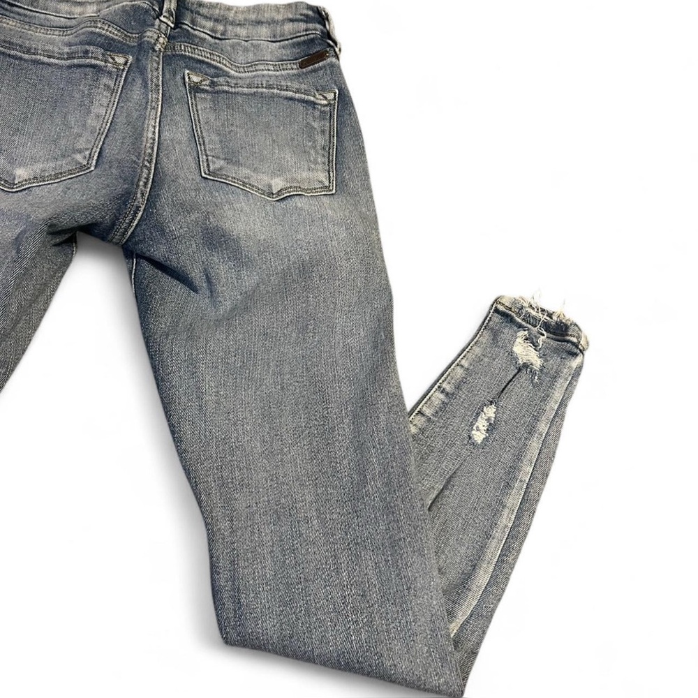 Kancan Low Rise Ankle Skinny Distressed Jeans - Size 27